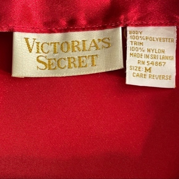 Victoria’s Secret Vintage Gold Label Scarlet Red Button Front Cami - Picture 6 of 8